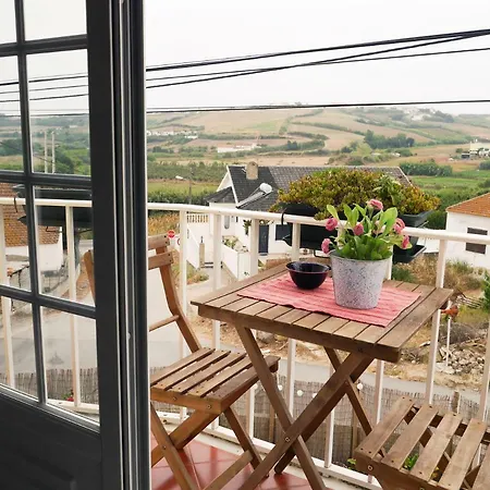 Rum i privatbostad Vacation House By Surf Beach Ericeira